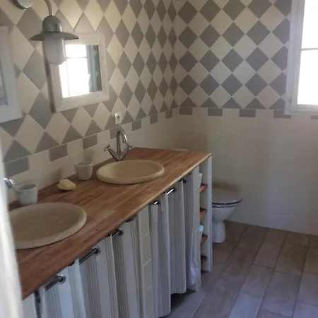 Taru Marais Poitevin Villa